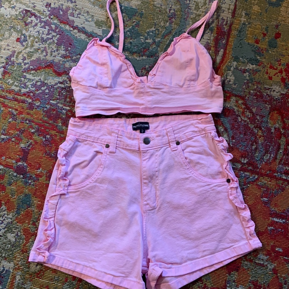 Bubblegum pink short set with ruffles